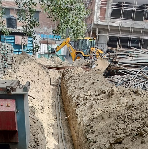 Cable laying in tranche